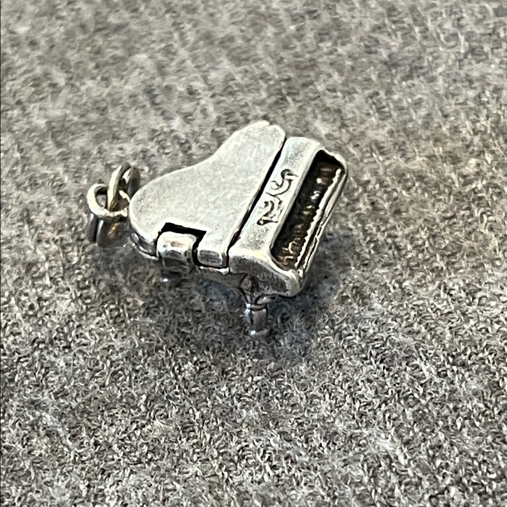 Sterling Piano Charm